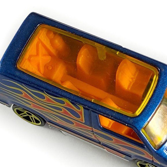 Hot Wheels CUSTOM '77 DODGE VAN - 2017 Mattel Toy Car - Picture 6 of 6
